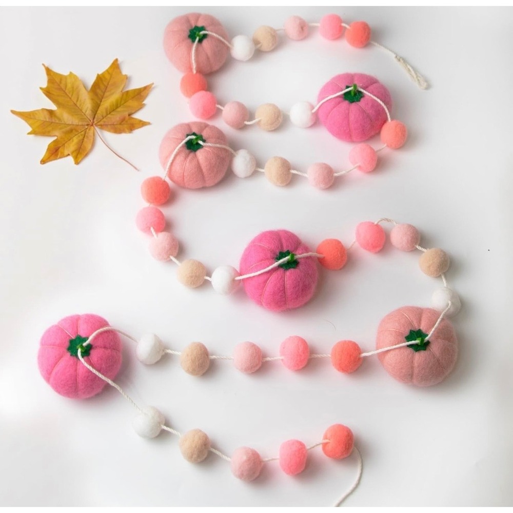 NEW Pink Pumpkin Pom Pom Garland‎ Fall Autumn Halloween Decor 16.4 ft